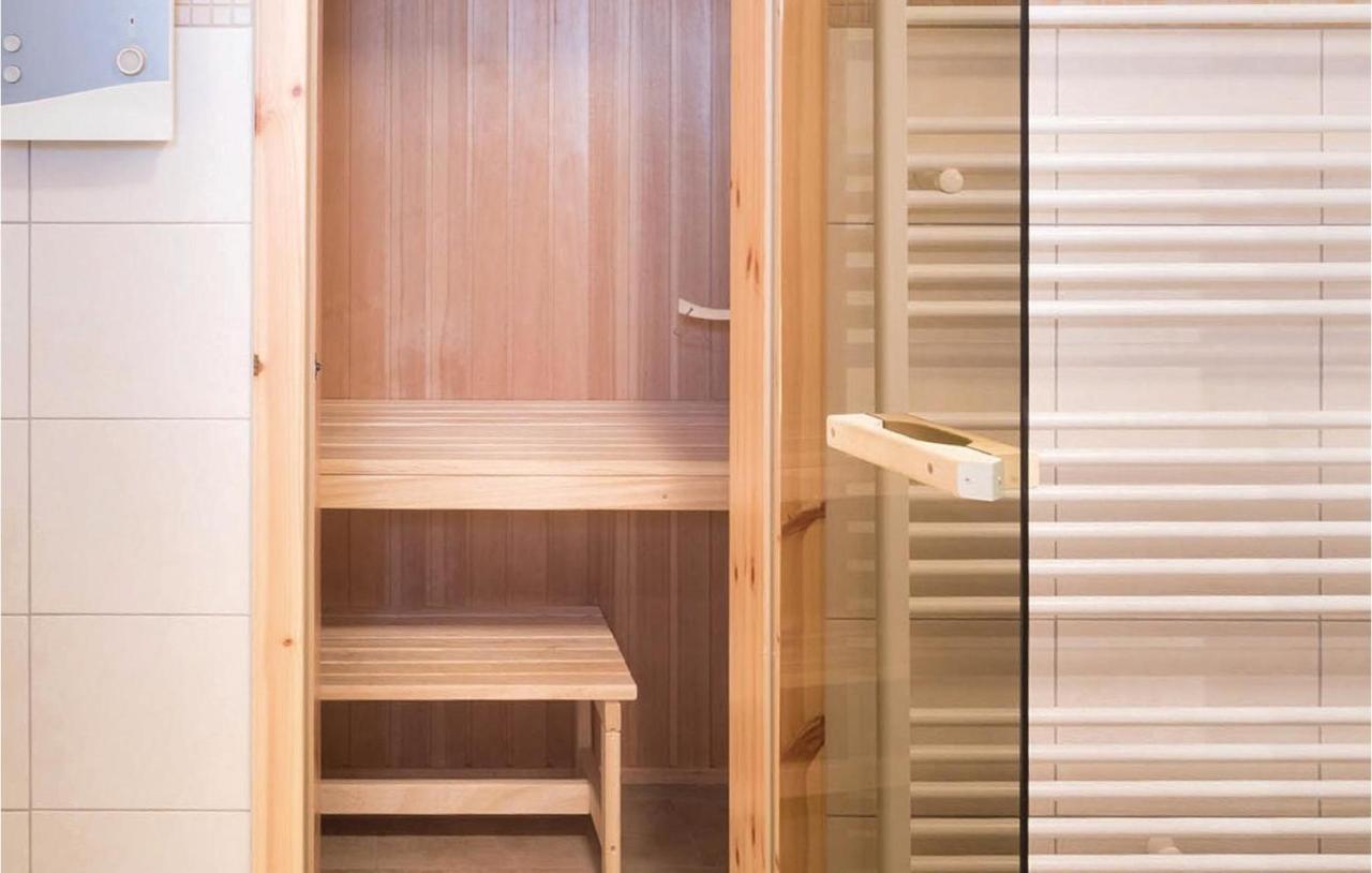 Beautiful Apartment In Rechlin With Sauna Экстерьер фото